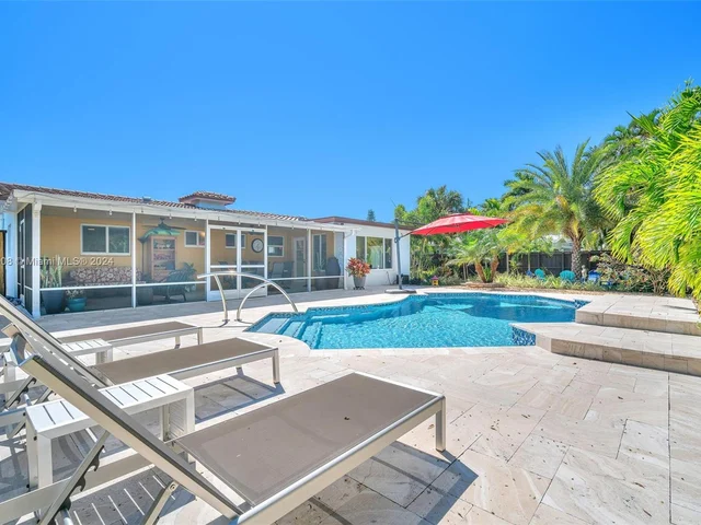 317 NW 23rd St, Wilton Manors FL 33311