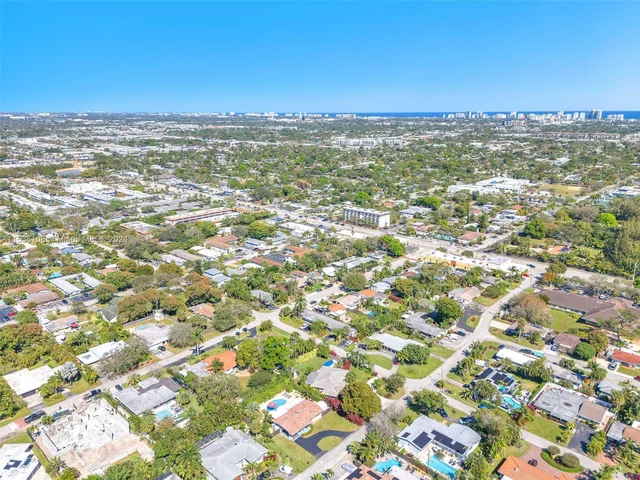 317 NW 23rd St, Wilton Manors FL 33311