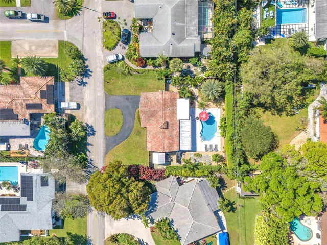 317 NW 23rd St, Wilton Manors FL 33311