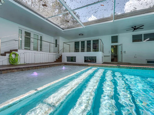 6565 SW 134th Dr, Pinecrest FL 33156