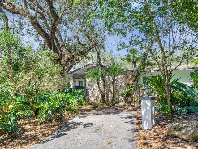 6565 SW 134th Dr, Pinecrest FL 33156