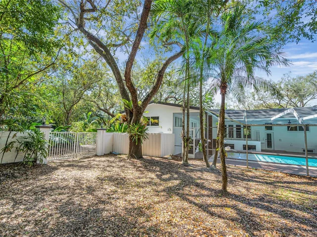 6565 SW 134th Dr, Pinecrest FL 33156