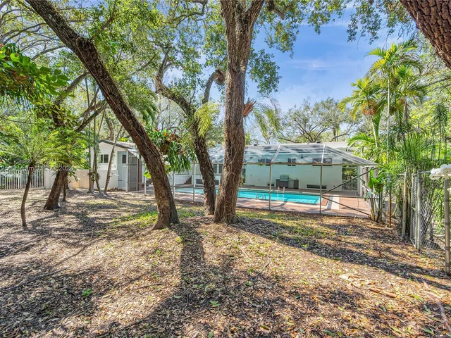 6565 SW 134th Dr, Pinecrest FL 33156