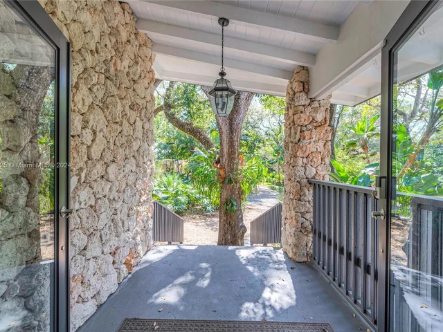 6565 SW 134th Dr, Pinecrest FL 33156