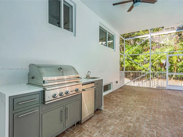 6565 SW 134th Dr, Pinecrest FL 33156