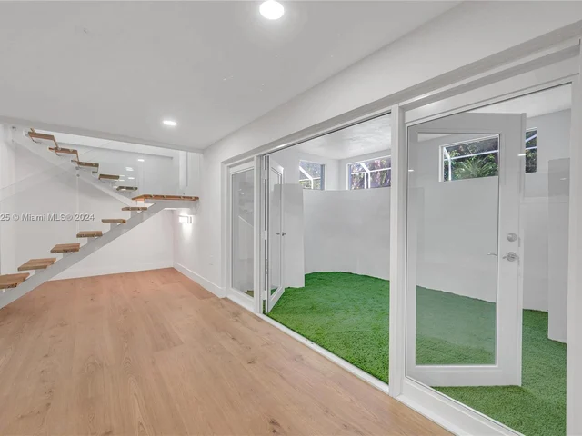 6565 SW 134th Dr, Pinecrest FL 33156