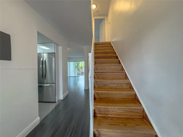 9353 Fontainebleau Blvd # A215, Miami FL 33172