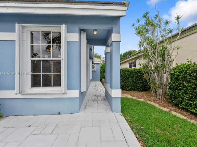 2707 Pinewood Ct # 2707, Davie FL 33328