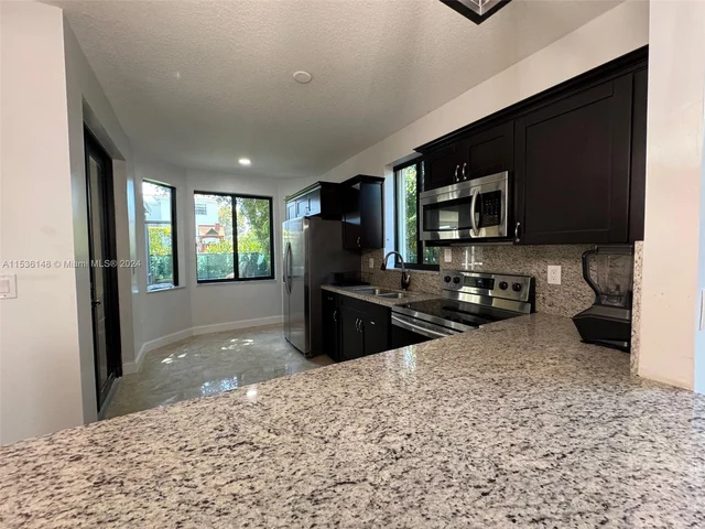 12072 SW 124th Ter # 12072, Miami FL 33186