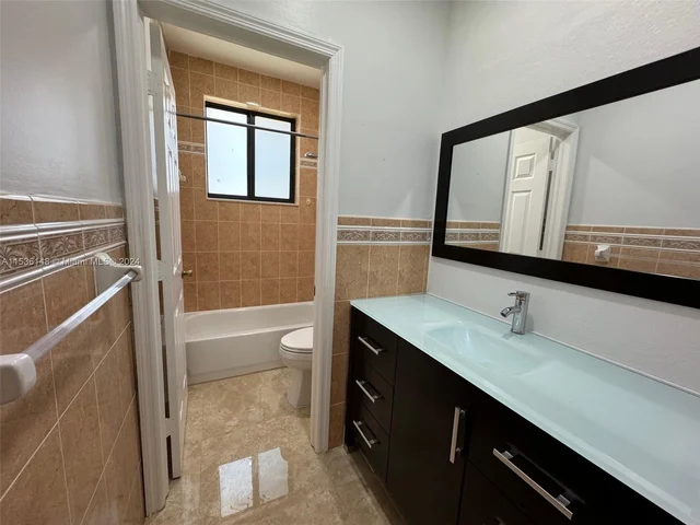 12072 SW 124th Ter # 12072, Miami FL 33186