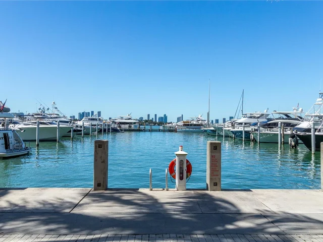 1800 Sunset Harbour Dr # 1903, Miami Beach FL 33139