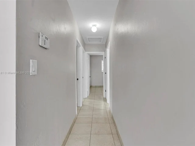 551 NW 30th Ter, Fort Lauderdale FL 33311