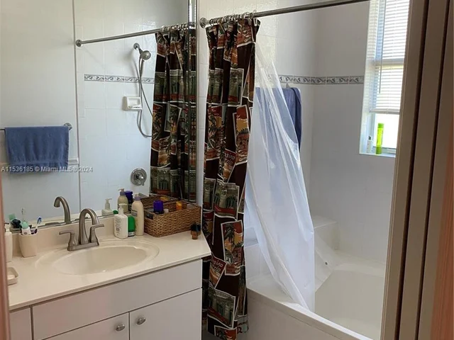 8910 SW 108th Pl # 8910, Miami FL 33176