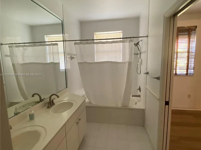 8910 SW 108th Pl # 8910, Miami FL 33176