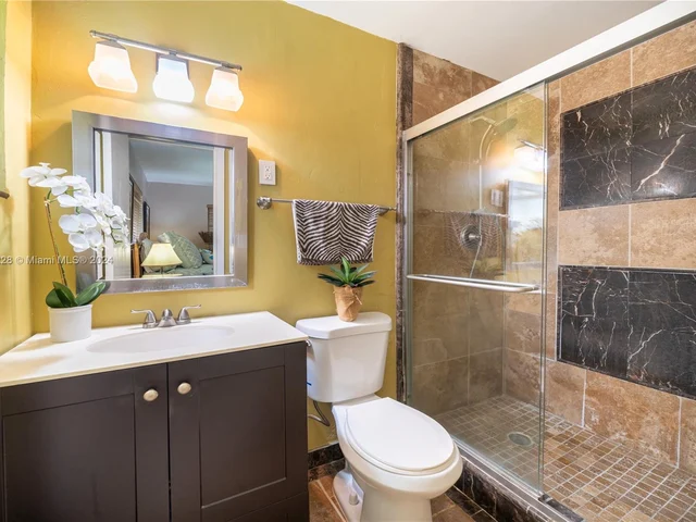 3910 SW 124th Ct, Miami FL 33175