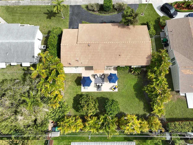 3910 SW 124th Ct, Miami FL 33175