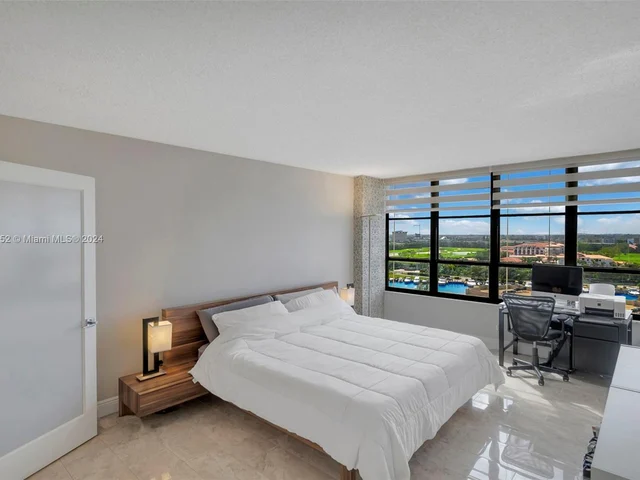 600 Three Islands Blvd # 1009, Hallandale Beach FL 33009