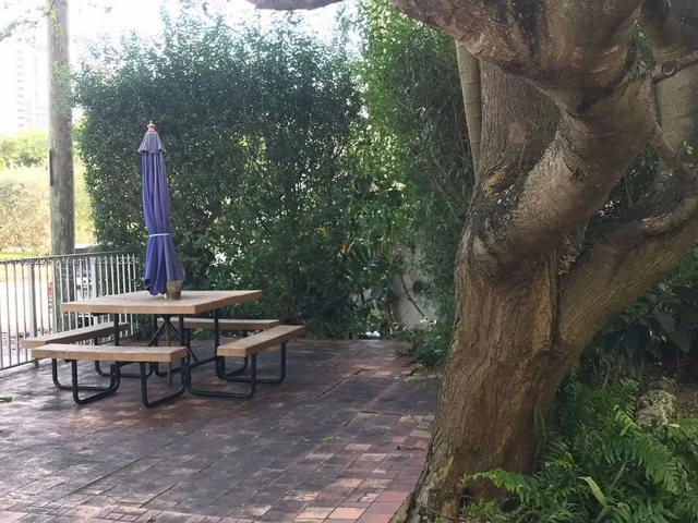 322 W 25th St # 9, Miami Beach FL 33140