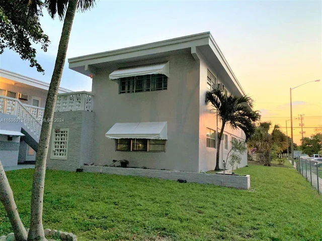 16890 NE 21st Ave # 2, North Miami Beach FL 33162