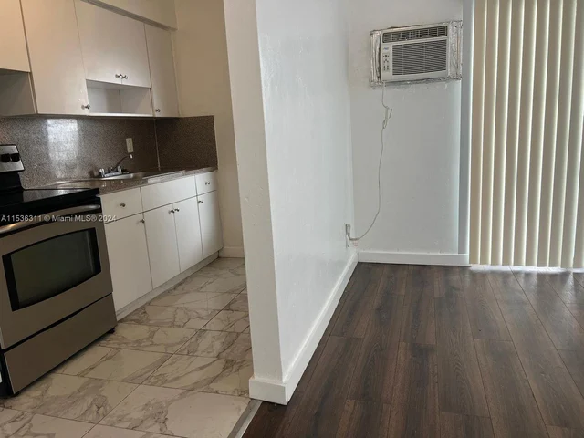 16890 NE 21st Ave # 2, North Miami Beach FL 33162