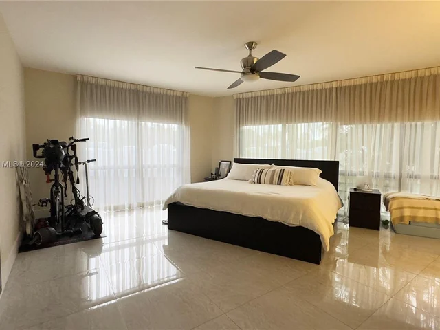 13953 Kendale Lakes Cir # 208B, Miami FL 33183