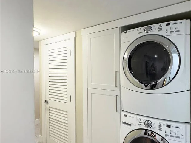 13953 Kendale Lakes Cir # 208B, Miami FL 33183