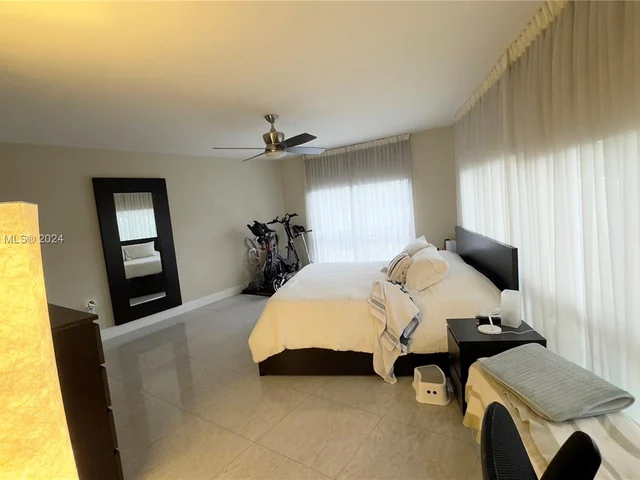 13953 Kendale Lakes Cir # 208B, Miami FL 33183