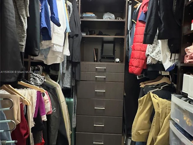 13953 Kendale Lakes Cir # 208B, Miami FL 33183