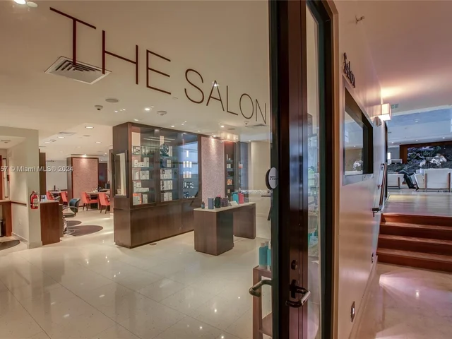 6799 Collins Ave # 304, Miami Beach FL 33141