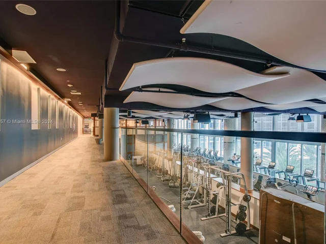 6799 Collins Ave # 304, Miami Beach FL 33141