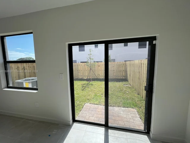 11774 SW 246 LN # 11774, Miami FL 33032