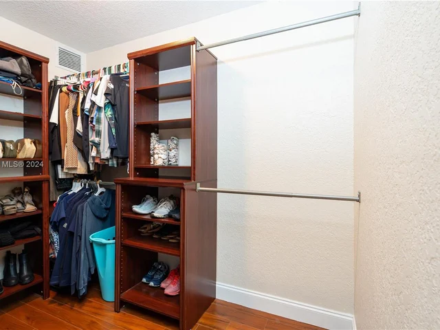 3636 Whitehall Dr # 303, West Palm Beach FL 33401