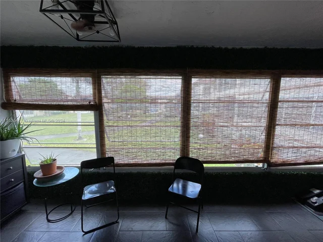 1751 NW 75th Ave # 207, Plantation FL 33313