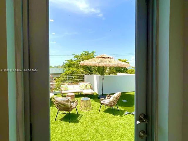 3333 SW 29th Terrace # 1, Miami FL 33133