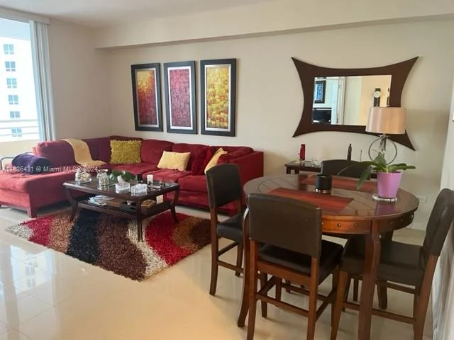 808 Brickell Key Dr # 1807, Miami FL 33131