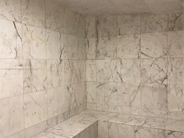 244 Biscayne Blvd # 3205, Miami FL 33132