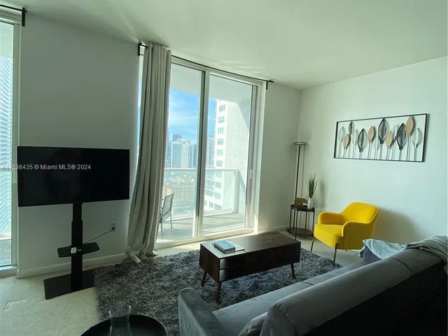244 Biscayne Blvd # 3205, Miami FL 33132