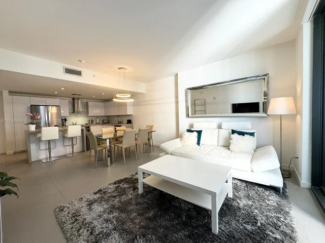 1600 NE 1st Ave # 2118, Miami FL 33132