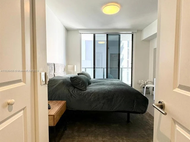 1600 NE 1st Ave # 2118, Miami FL 33132