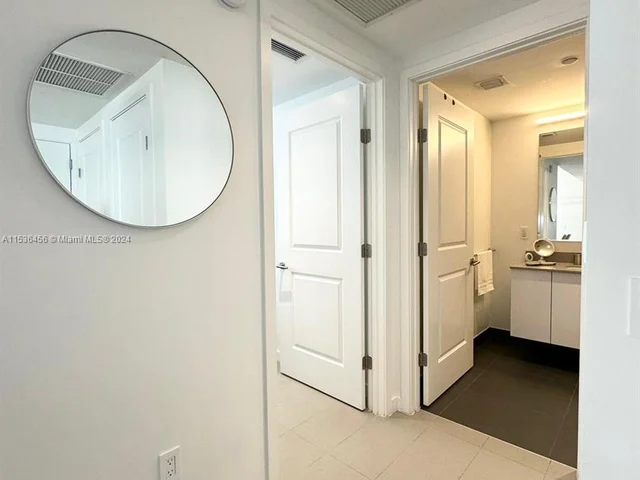 1600 NE 1st Ave # 2118, Miami FL 33132