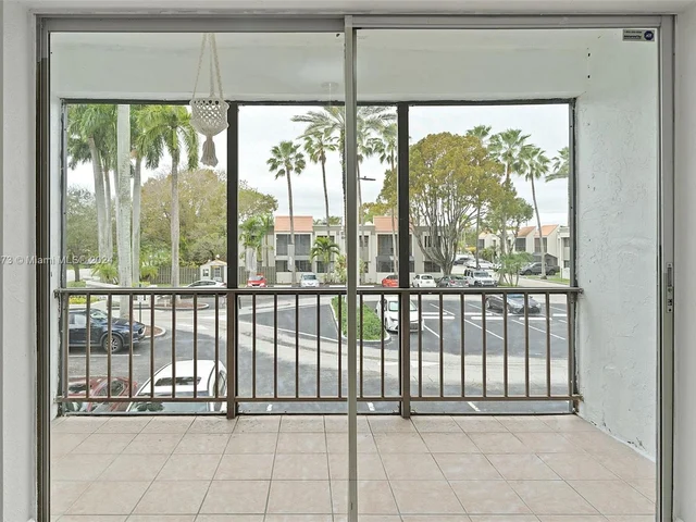 7907 SW 104th St # 202H, Miami FL 33156