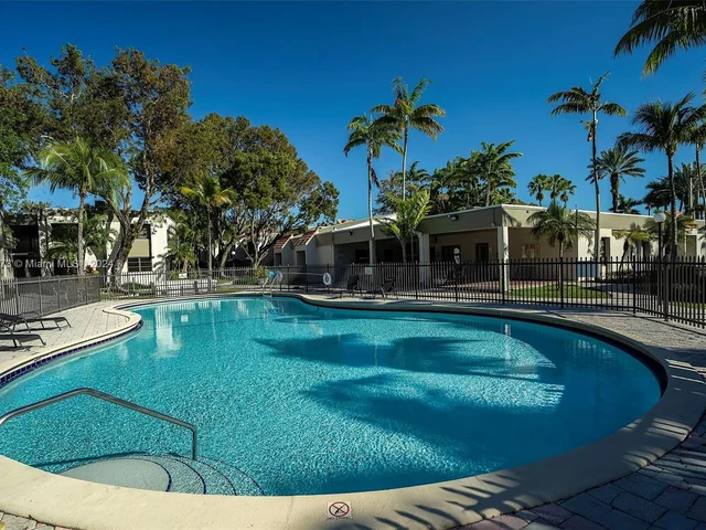 7907 SW 104th St # 202H, Miami FL 33156