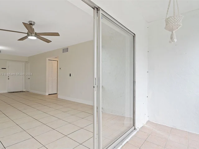 7907 SW 104th St # 202H, Miami FL 33156