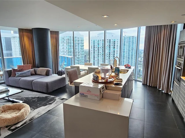 200 Biscayne Boulevard Way # 3602, Miami FL 33131