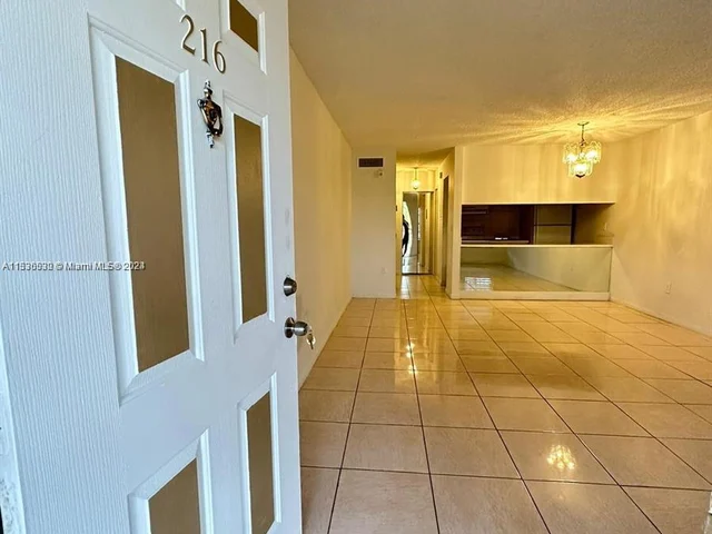 291 NW 177th St # 216, Miami Gardens FL 33169