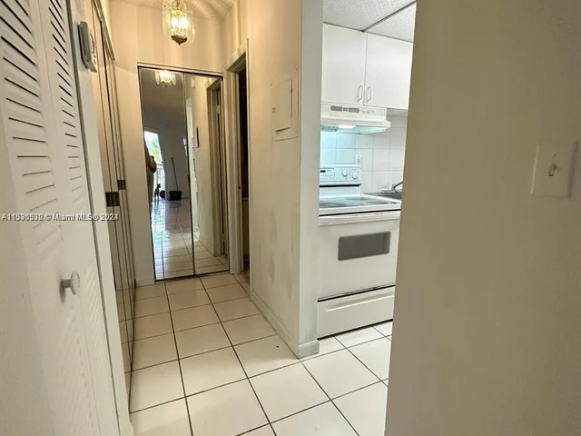 291 NW 177th St # 216, Miami Gardens FL 33169