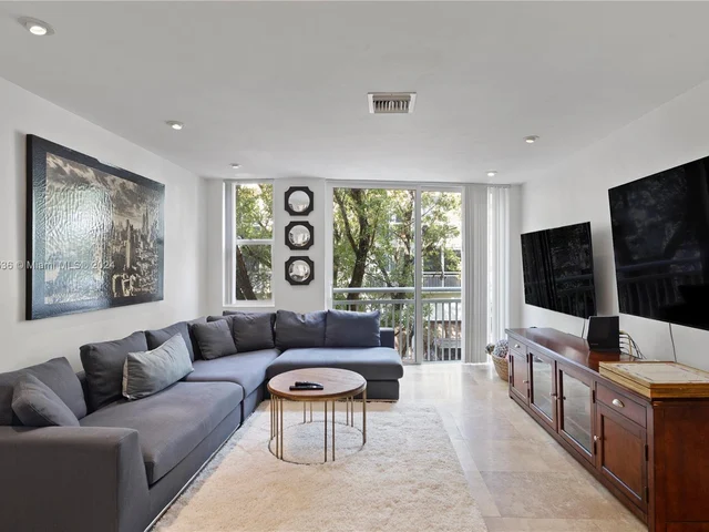 325 Meridian Ave # 5, Miami Beach FL 33139