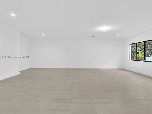 10456 SW 57th Ct, Cooper City FL 33328