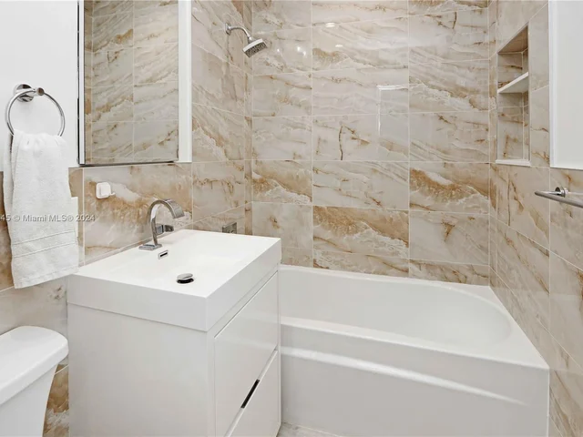 335 SW 31st Rd, Miami FL 33129