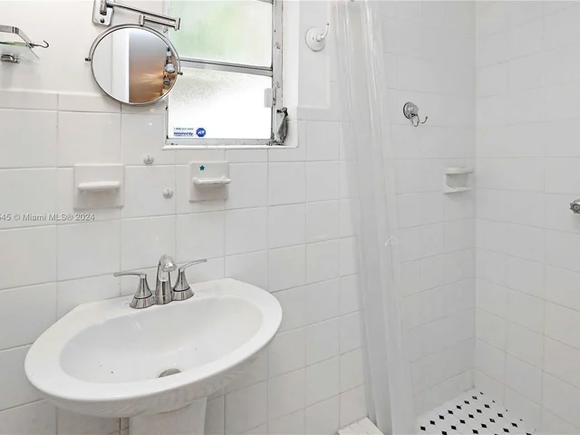 335 SW 31st Rd, Miami FL 33129